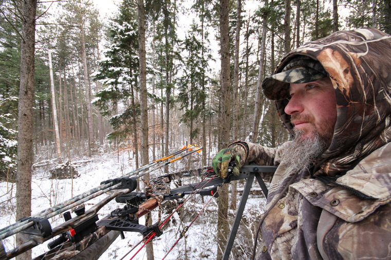 Overcoming challenges of late season bowhunting