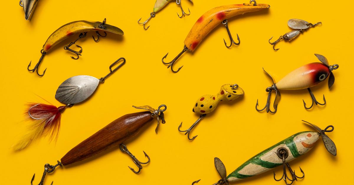 Variety of valuable vintage lures